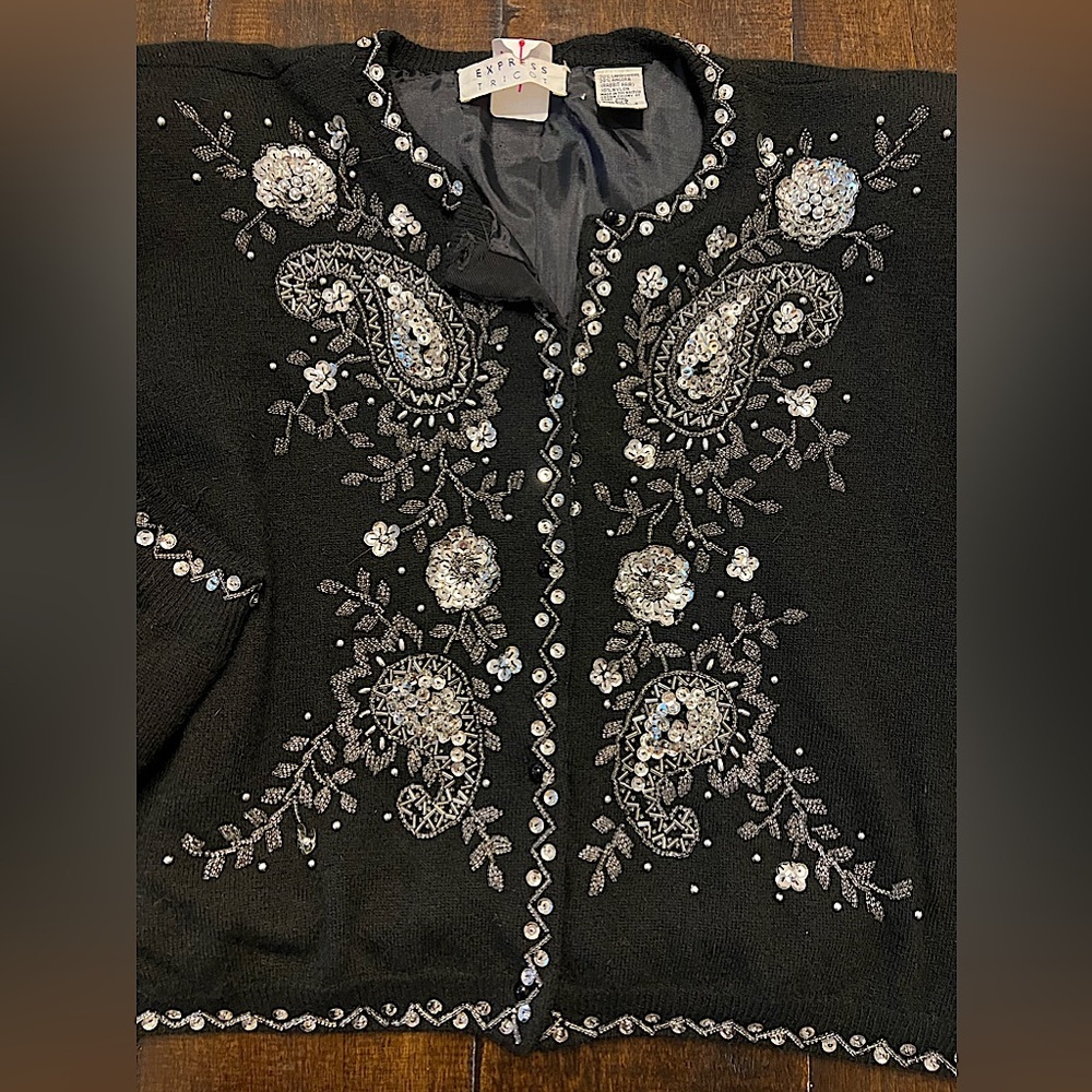 V I N T A G E 80's Beaded and Sequined Cropped Cardigan Sweater - Picture 3 of 7